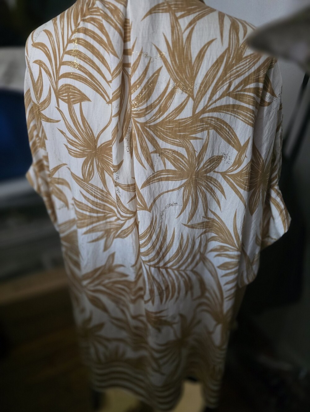 Umgee White and Tan Printed Button-Up Top 2xl Oversized - Picture 2 of 9